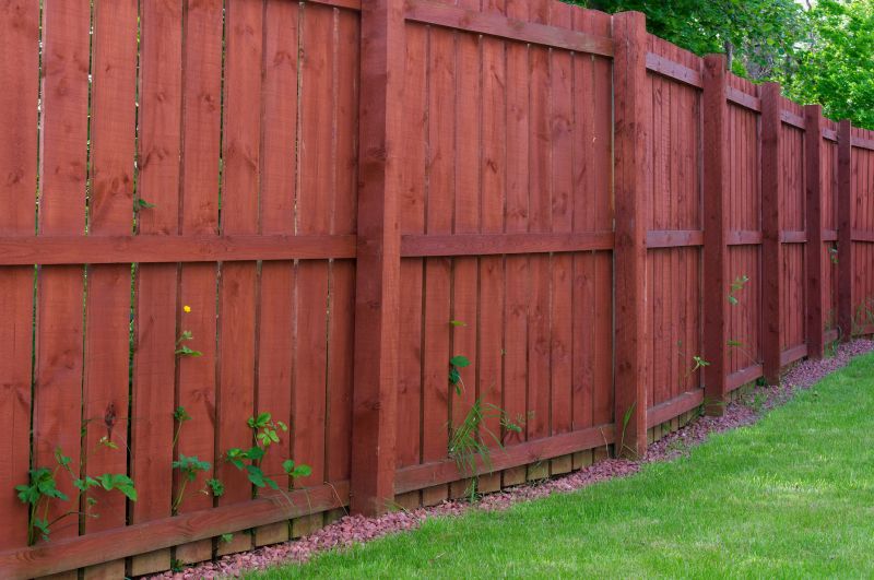 Commercial Fence Painting in Saint Petersburg, FL
